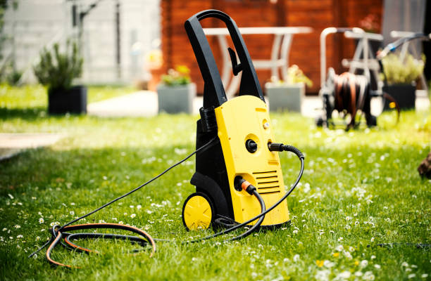 Best Sidewalk and Walkway Cleaning  in Fruitville, FL